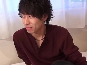 極太巨根の新人ノンケが女相手にチンコをねじ込み生セックス！ muscular chinese guy gay porn