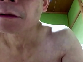 ゲイの日本人がオナニーを公開 korean glasses gay porn