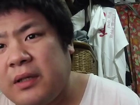 誕生日なのに家族からひどい仕打ちを受けて許せないニート muscle asian hunk gay porn