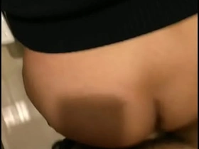 學校廁所被日本大屌操 japanese gay porn office