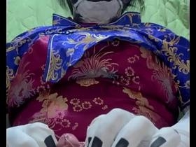 太ったハスキーのチャイナドレス asian gay porn fisting