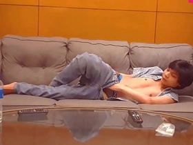 [Hansel Thio Channel] I'm In The Rain With Thunder Back To Hotel After Excursion Part 1 my big chinese bodyguard gay porn