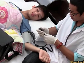 Examined Asia twink shoots cum while barebacked by medic ryoma japanese gay porn