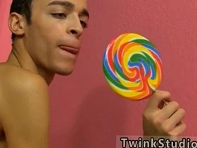 Video sex boy young gay asia Dustin Cooper is trying to get some gay chinese porn clips